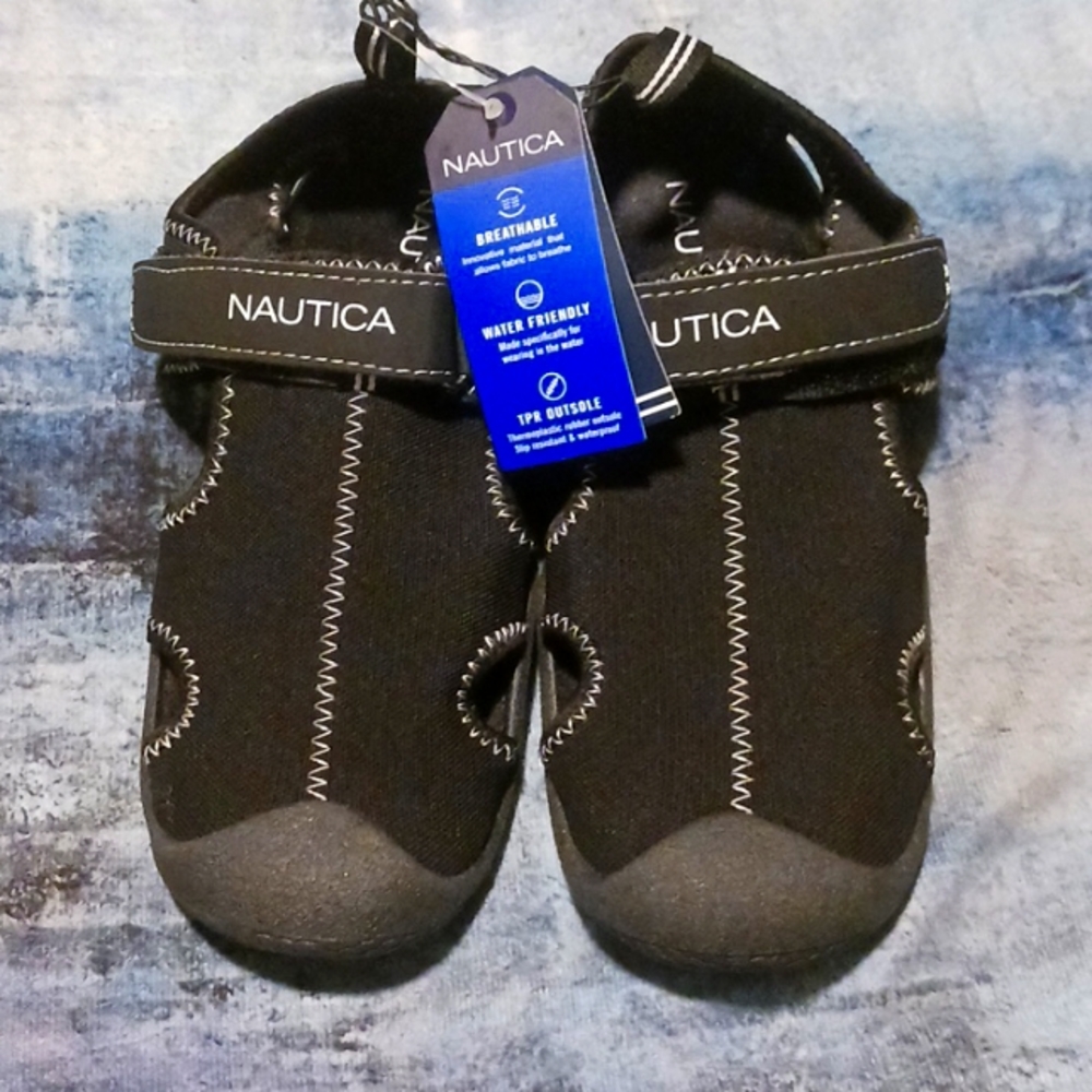 BRAND NEW Nautical boys water shoes